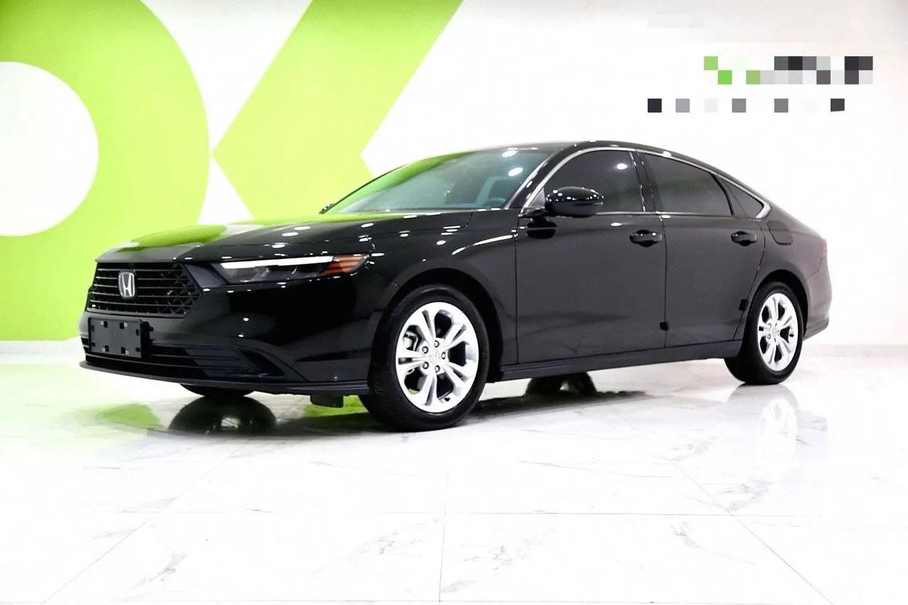 Honda 2023 11th Generation Accord 1.5T Stepless 260TURBO Smart Edition Automatic Gear - View 1