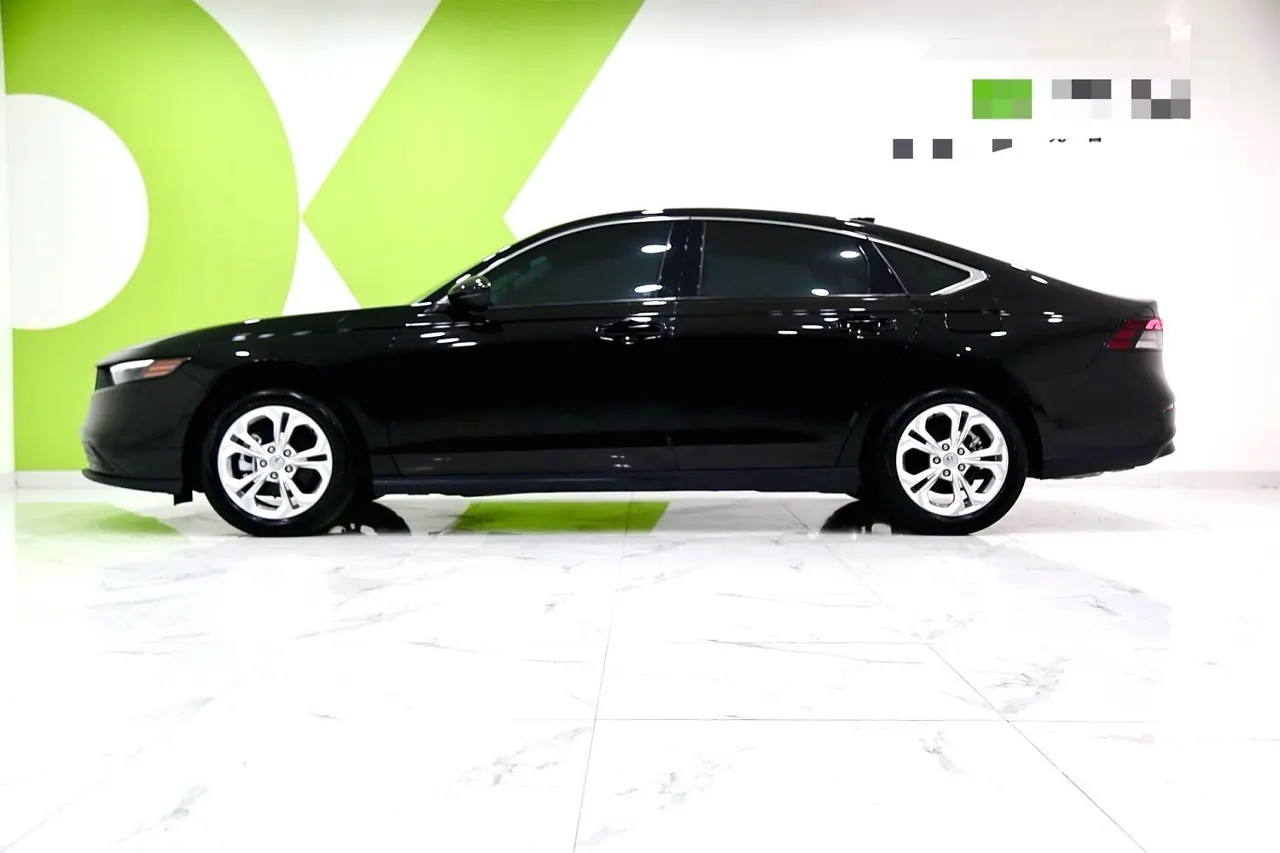 Honda 2023 11th Generation Accord 1.5T Stepless 260TURBO Smart Edition Automatic Gear 5