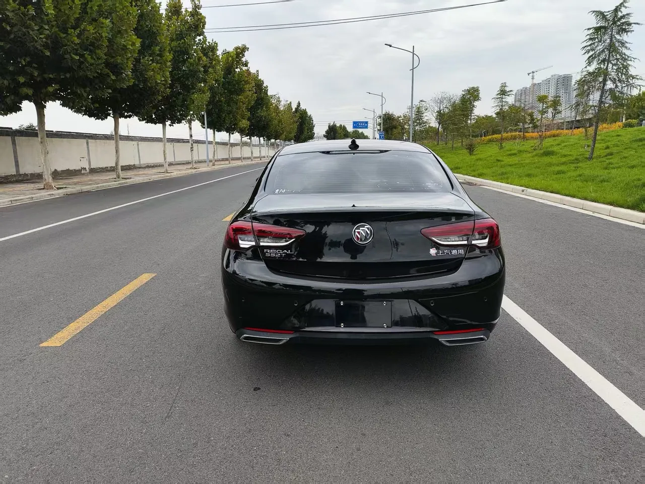 Buick 2020 Regal 1.5T 552T Luxury Automatic Gear 9