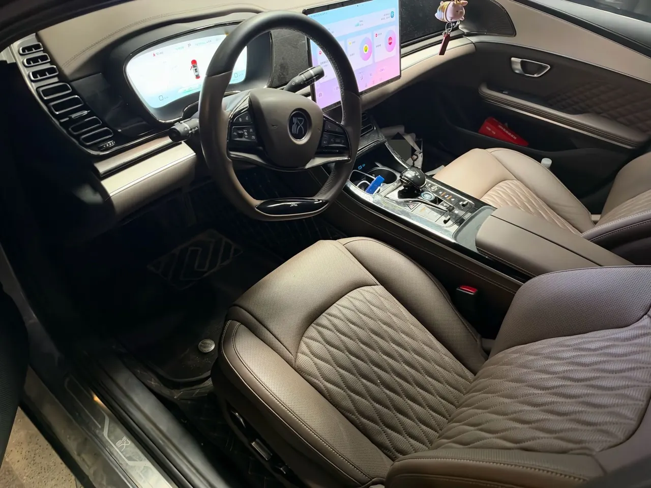 BYD 2022 Han Chuangshi 715KM Precursor Honorable Automatic Gear 2