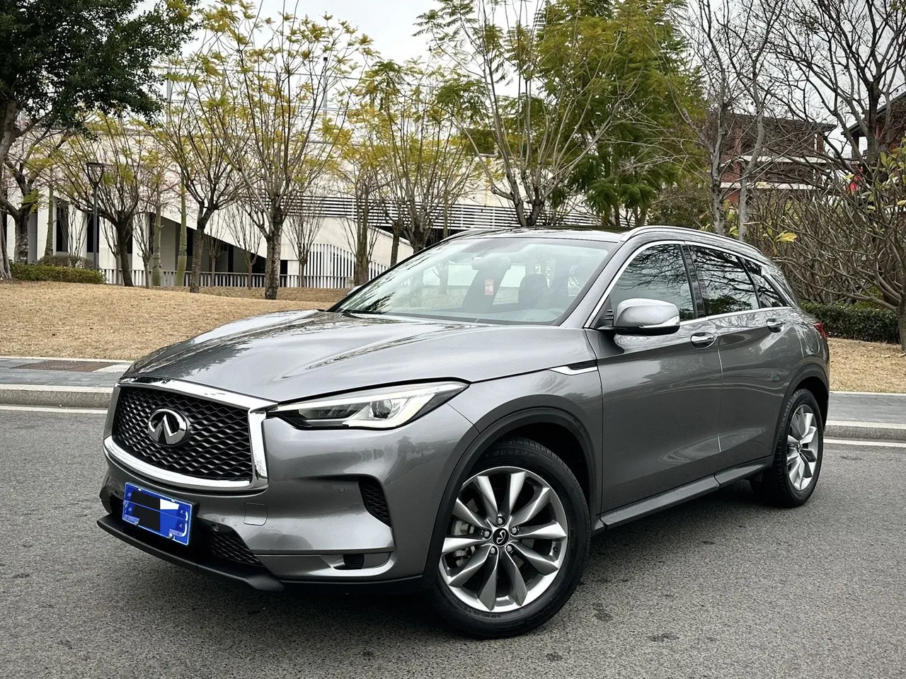 Открыть галерею: Infiniti 2022 QX50 2.0T stepless two-wheel drive fashion version of automatic gear