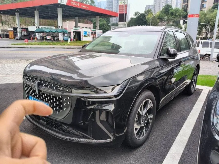 Lincoln 2026 Navigator 2.0T Stepless Four-wheel Drive Zunrui Edition Automatic Gear - View 1