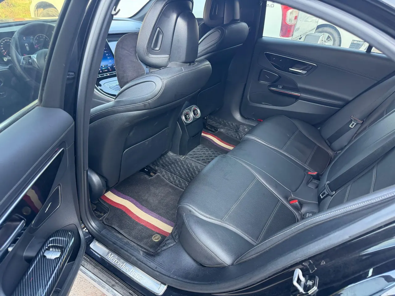 Mercedes Benz Class C 2022 C 260 L 48V 1.5T (modified) automatic gear 3