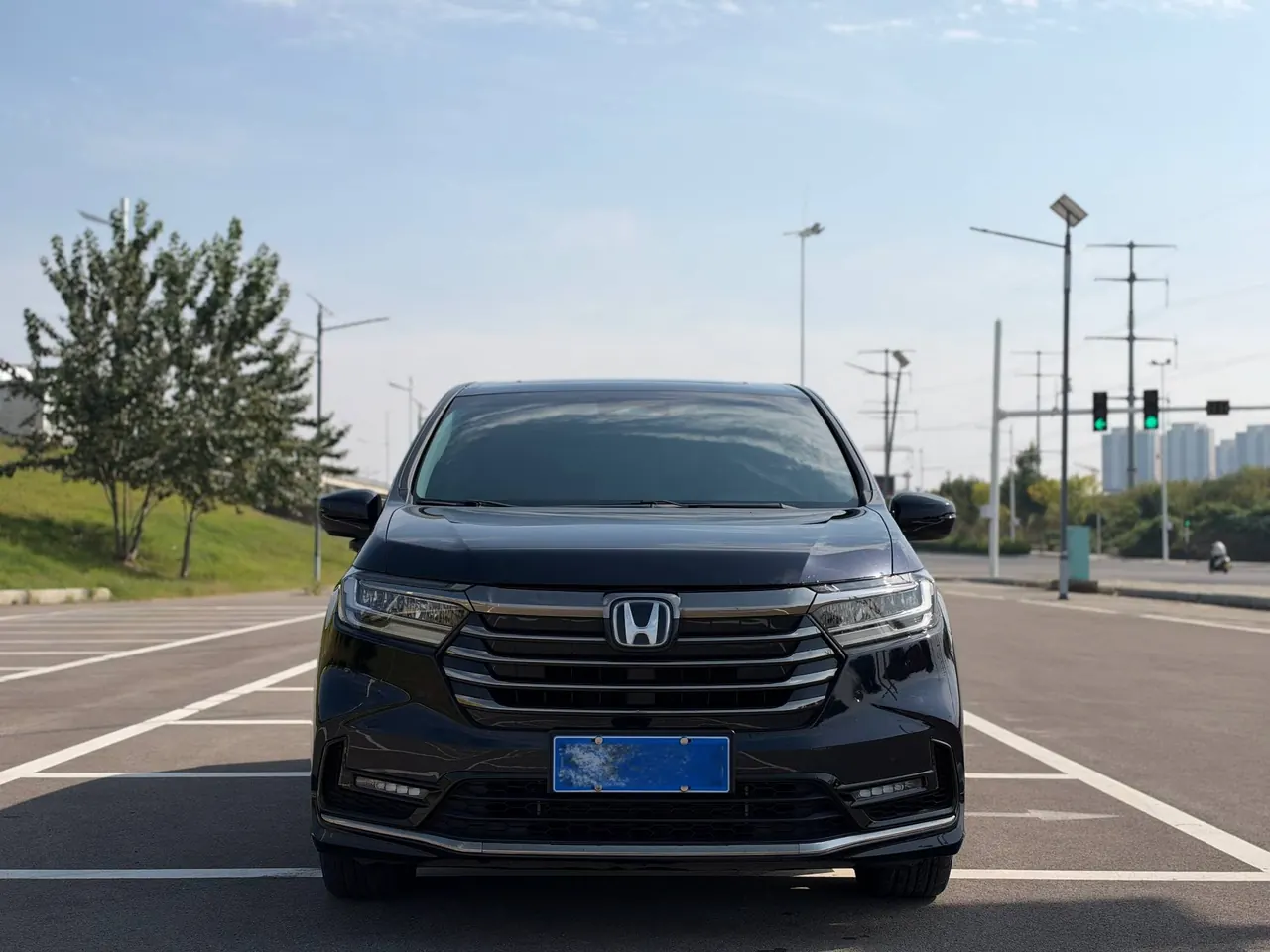 Honda 2024 Odyssey Hybrid 2.0 Stepless Sharp and Glory Edition Automatic Gear 4