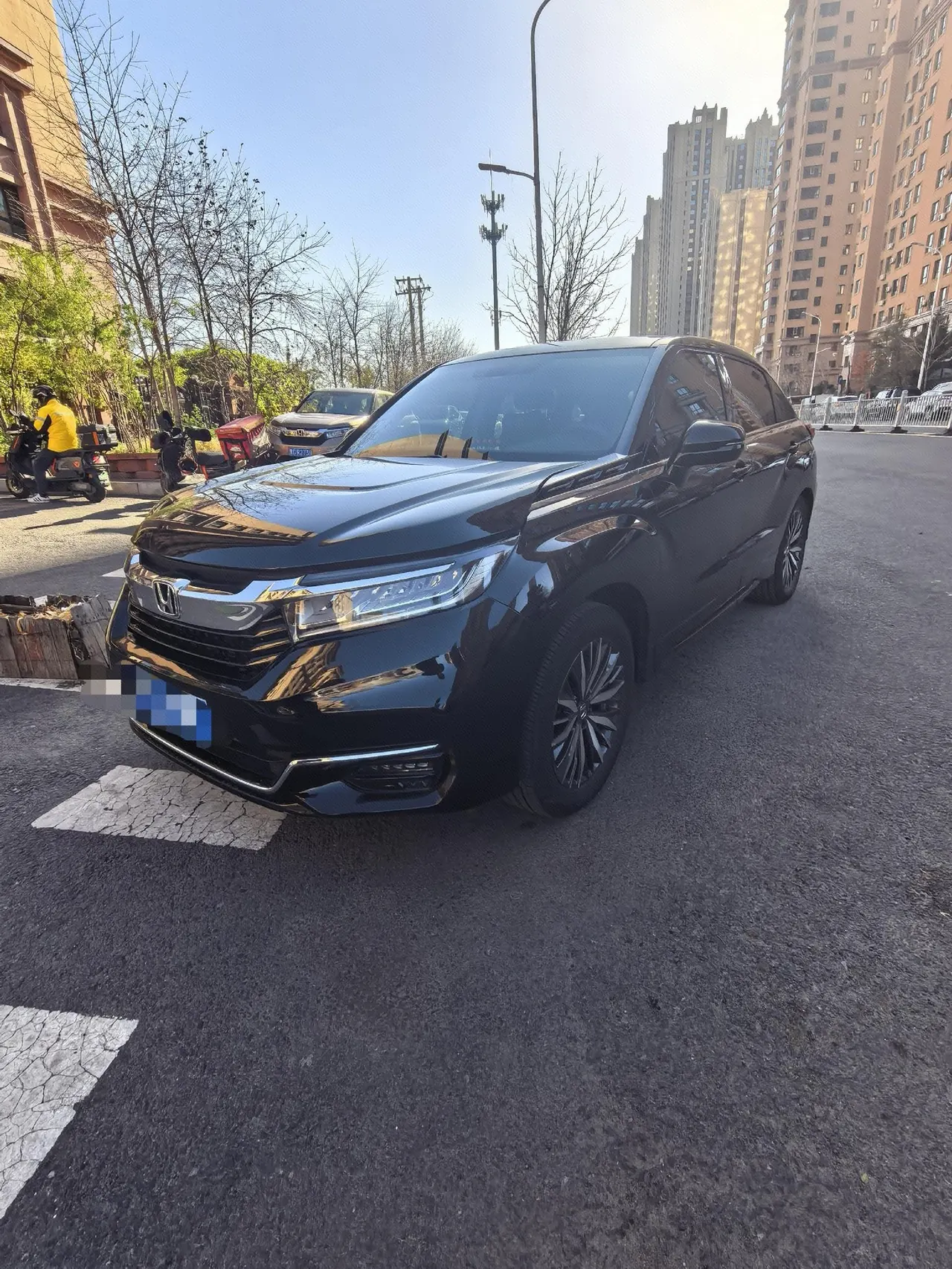 Honda 2020 Crown Road 2.0T 370TURBO Two-Drive Deluxe Automatic Gear - View 1