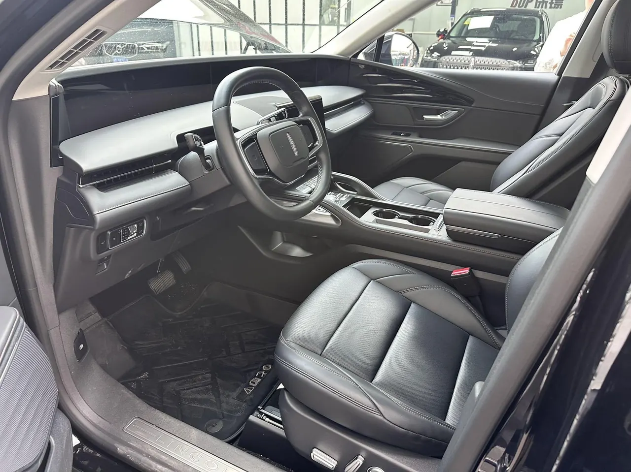 Lincoln 2026 Navigator 2.0T Two-Drive Sailing Edition Automatic Gear 5