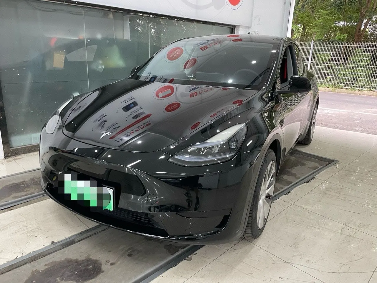 Open image lightbox: Tesla 2022 Model Y rear-wheel drive version (facelift) automatic gear
