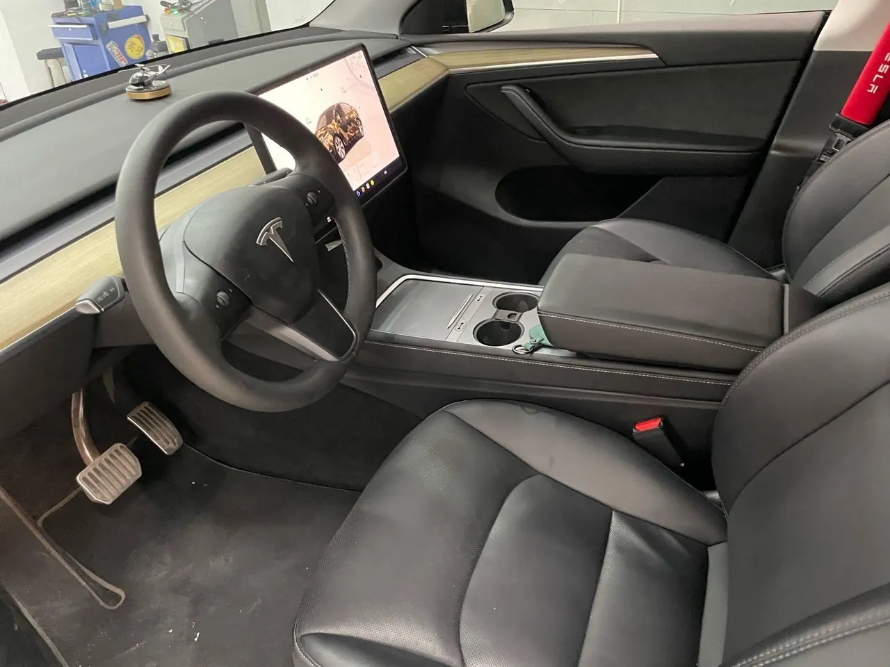 Tesla 2022 Model Y rear-wheel drive version (facelift) automatic gear 6