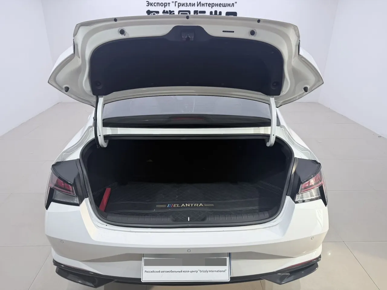 Hyundai 2022 Elantra -3-compartment 1.5 stepless LUX premium automatic gear 14