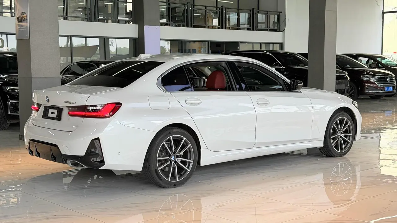 BMW 3 Series 2024 325Li 2.0T M Sports Suit Automatic Gear 3