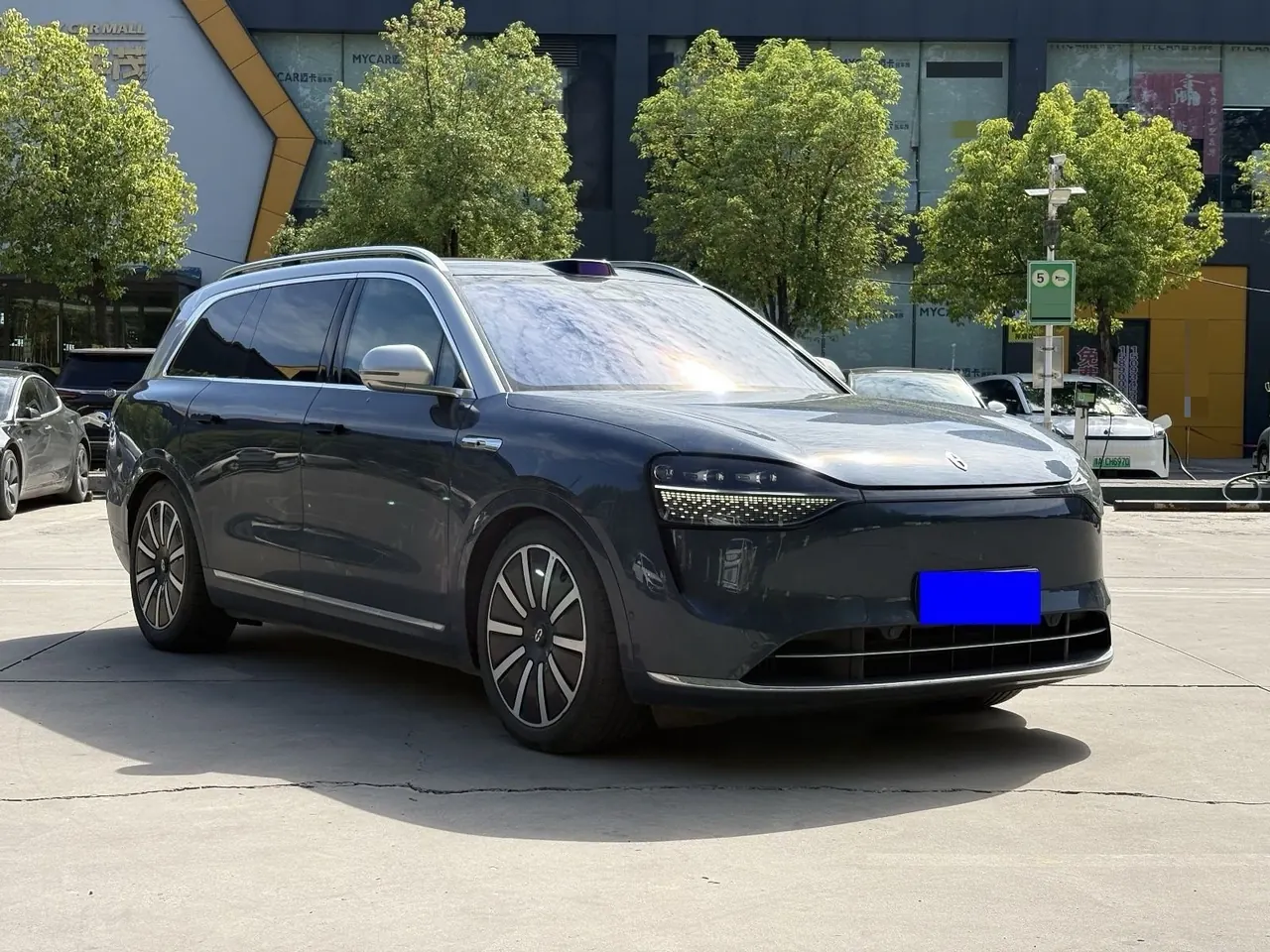 AITO 2024 AITO M9 extended range Ultra 52kWh automatic gear 2