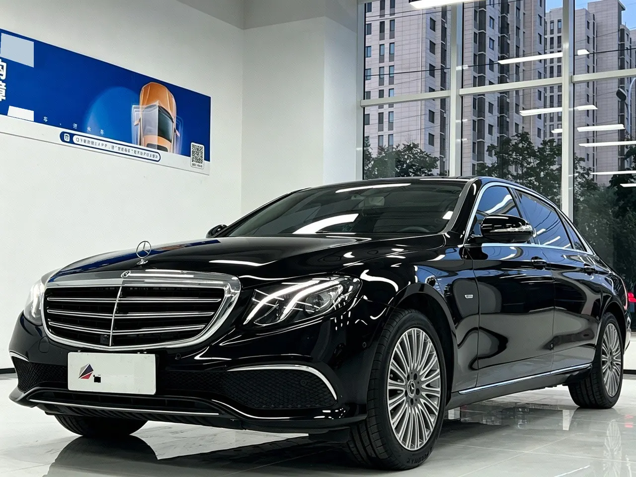 打开图片灯箱:Mercedes Benz E-Class 2020 E 300 L 2.0T Special Edition (Modified) Automatic Gear