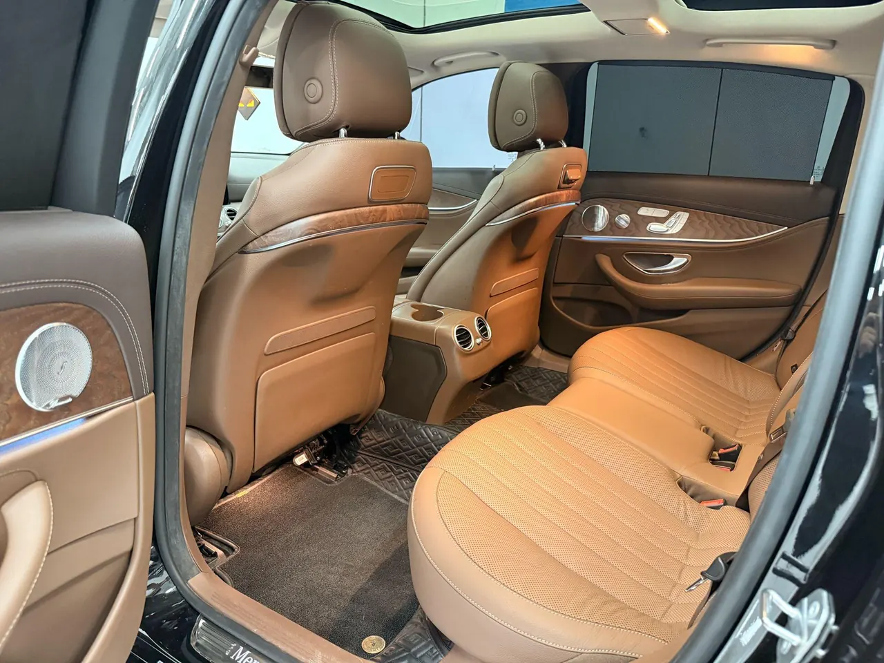Mercedes Benz E-Class 2020 E 300 L 2.0T Special Edition (Modified) Automatic Gear 5
