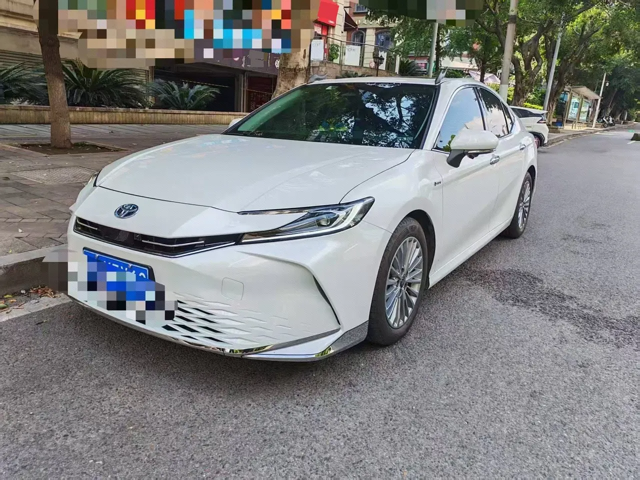 Toyota 2024 Camry Dual Engine 2.0HG Stepless Premium Edition Automatic Gear - View 1