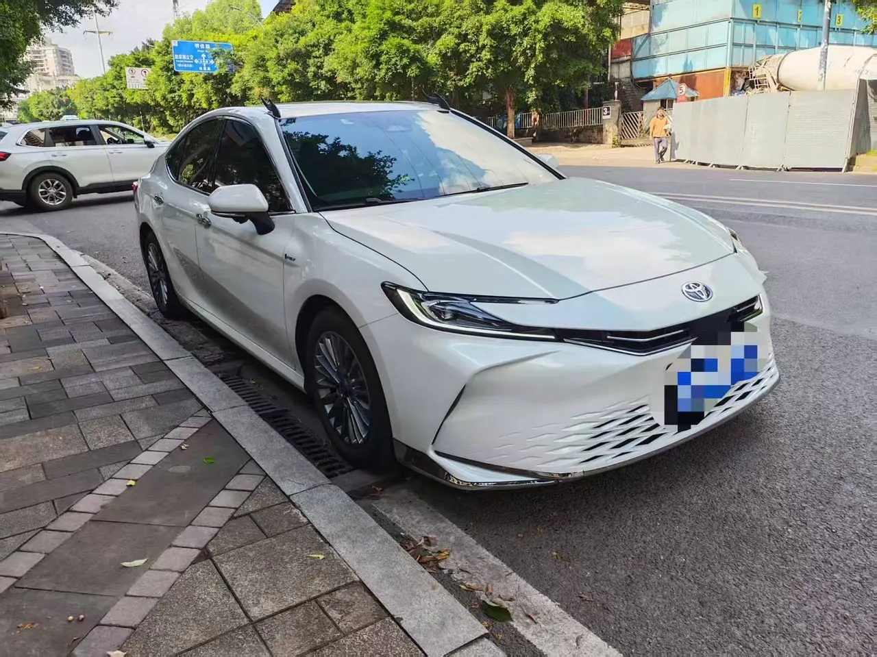Toyota 2024 Camry Dual Engine 2.0HG Stepless Premium Edition Automatic Gear 4