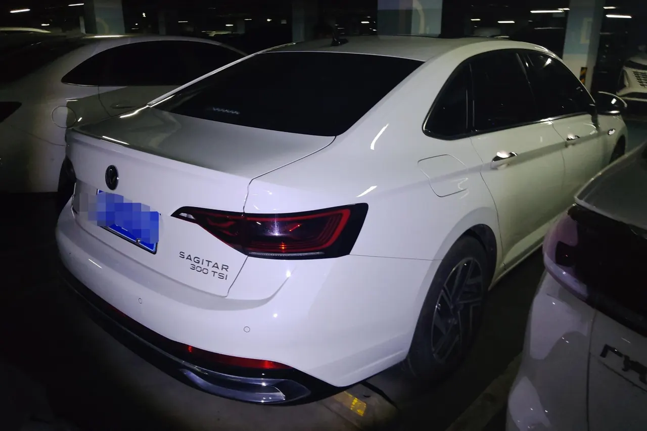Volkswagen 2023 Sagitar 1.5TSI 300TSI Exceed Edition Automatic 3
