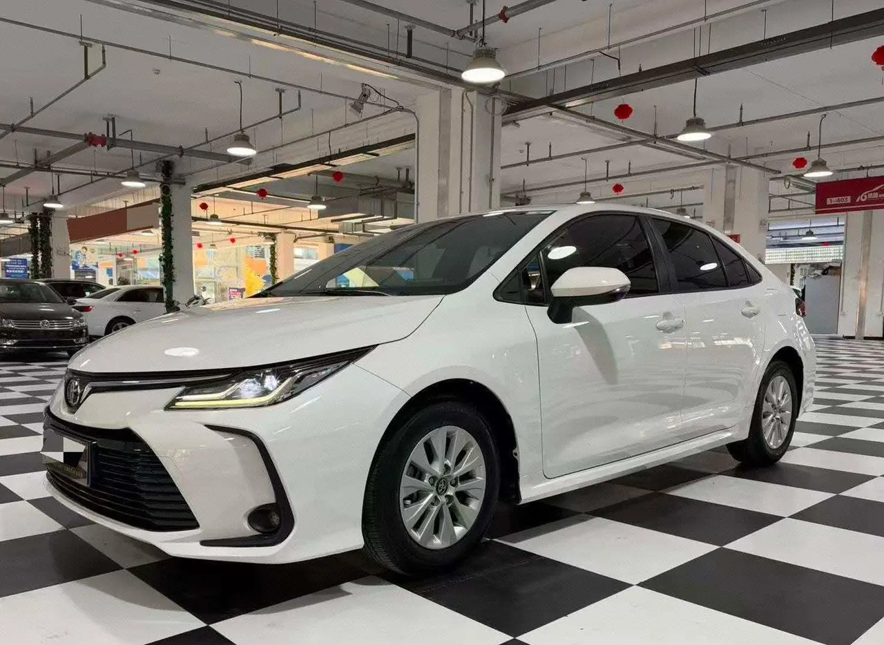 Открыть галерею: Toyota 2023 Corolla 1.5 Stepless Elite Edition Automatic Transmission