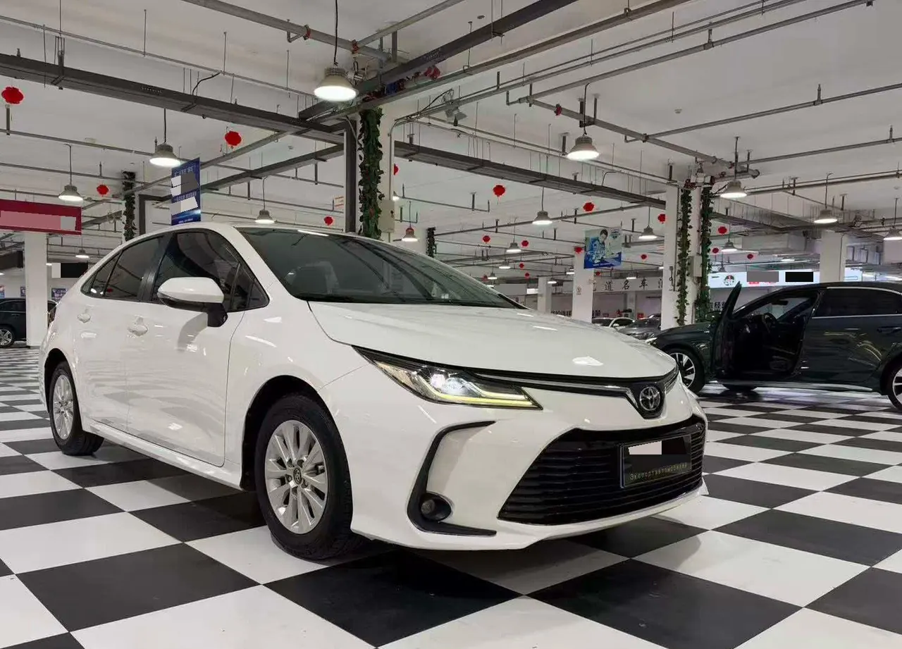 Toyota 2023 Corolla 1.5 Stepless Elite Edition Automatic Transmission 3