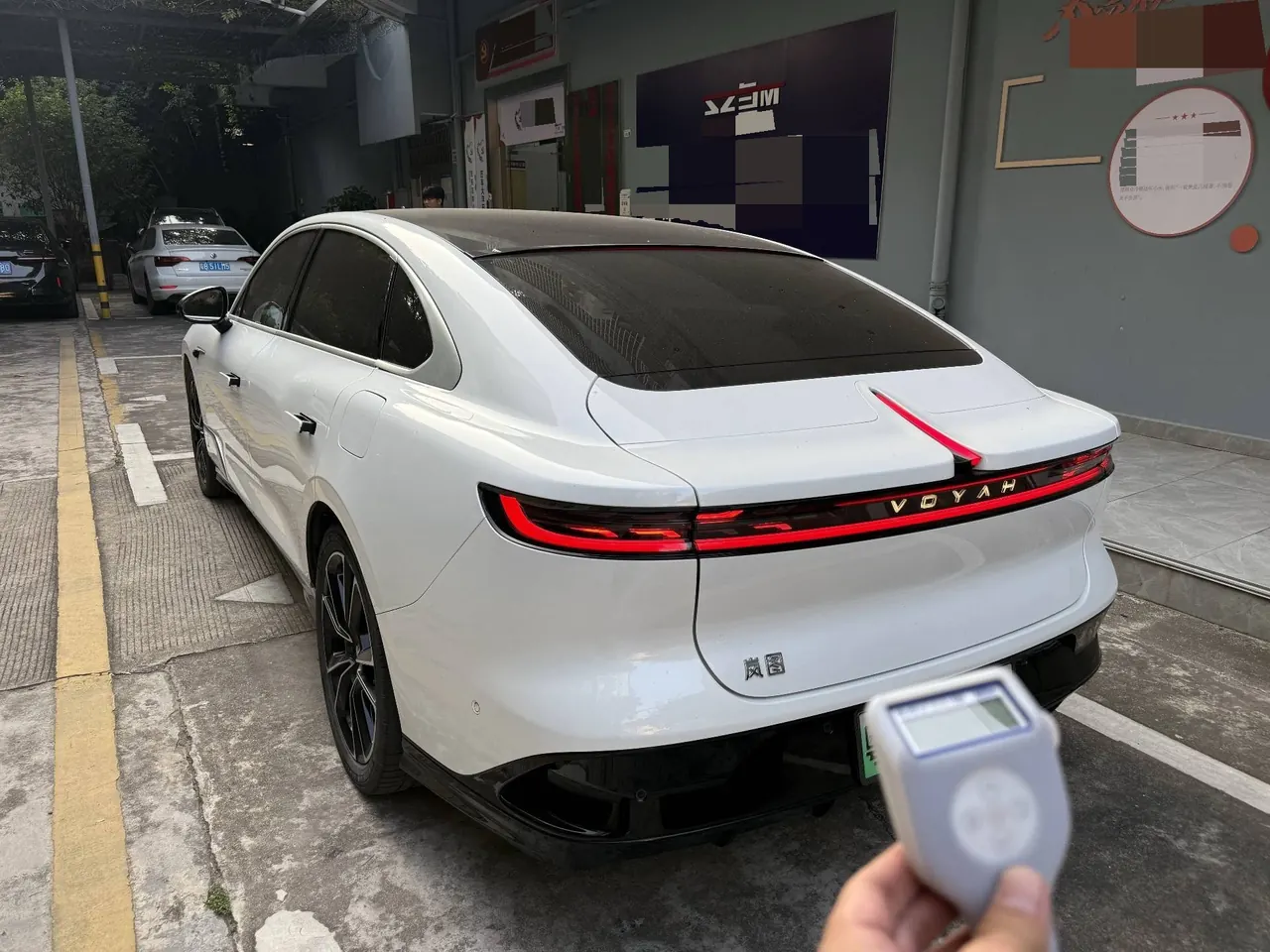 Voyah 2024 models chasing light PHEV 1.5T four-wheel drive ultra-long endurance flagship automatic gear 4