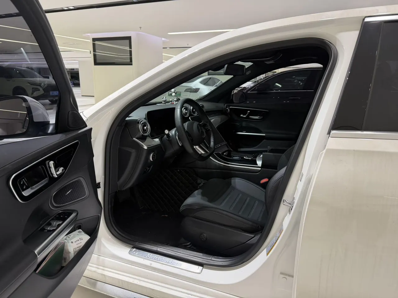 Mercedes Benz Class C 2024 C 260 L 48V 1.5T Sports Edition (Modified 3) Automatic Gear 9