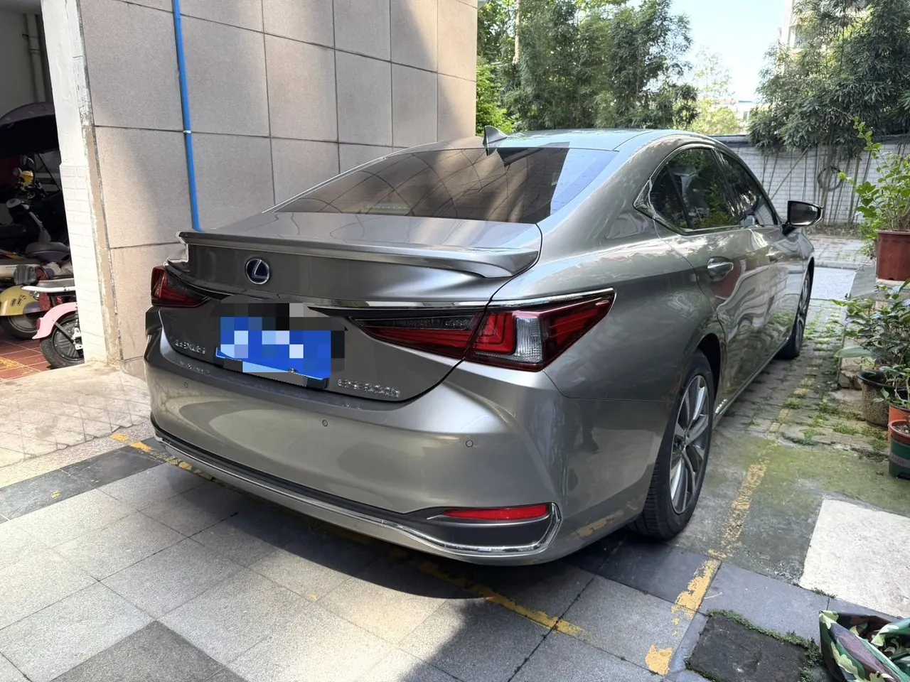Lexus ES (Imported) 2020 ES300h 2.5 Stepless Excellence Edition Automatic Gear 3
