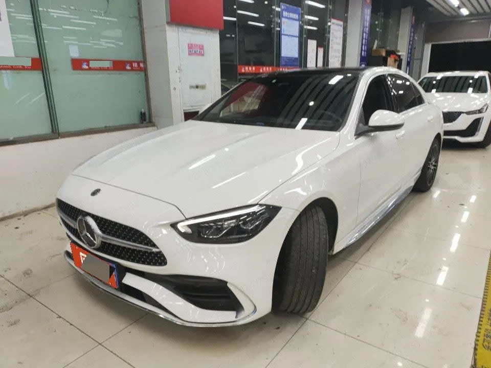 打开图片灯箱:Mercedes Benz Class C 2022 C 260 L 48V 1.5T Sports Edition Automatic Gear