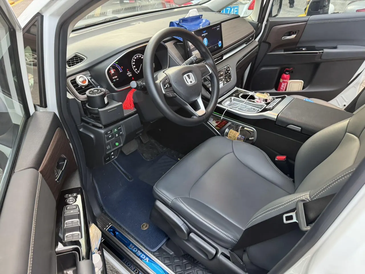 Honda 2024 Odyssey Hybrid 2.0 Stepless Sharp and Pleasant Edition Automatic Gear 5