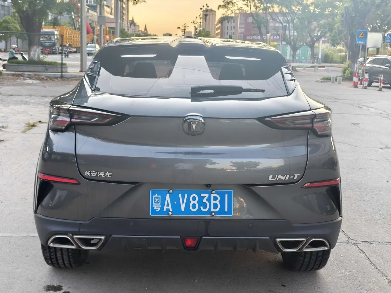 ChangAn 2020 UNI-T 1.5T Flagship Automatic Gear 4