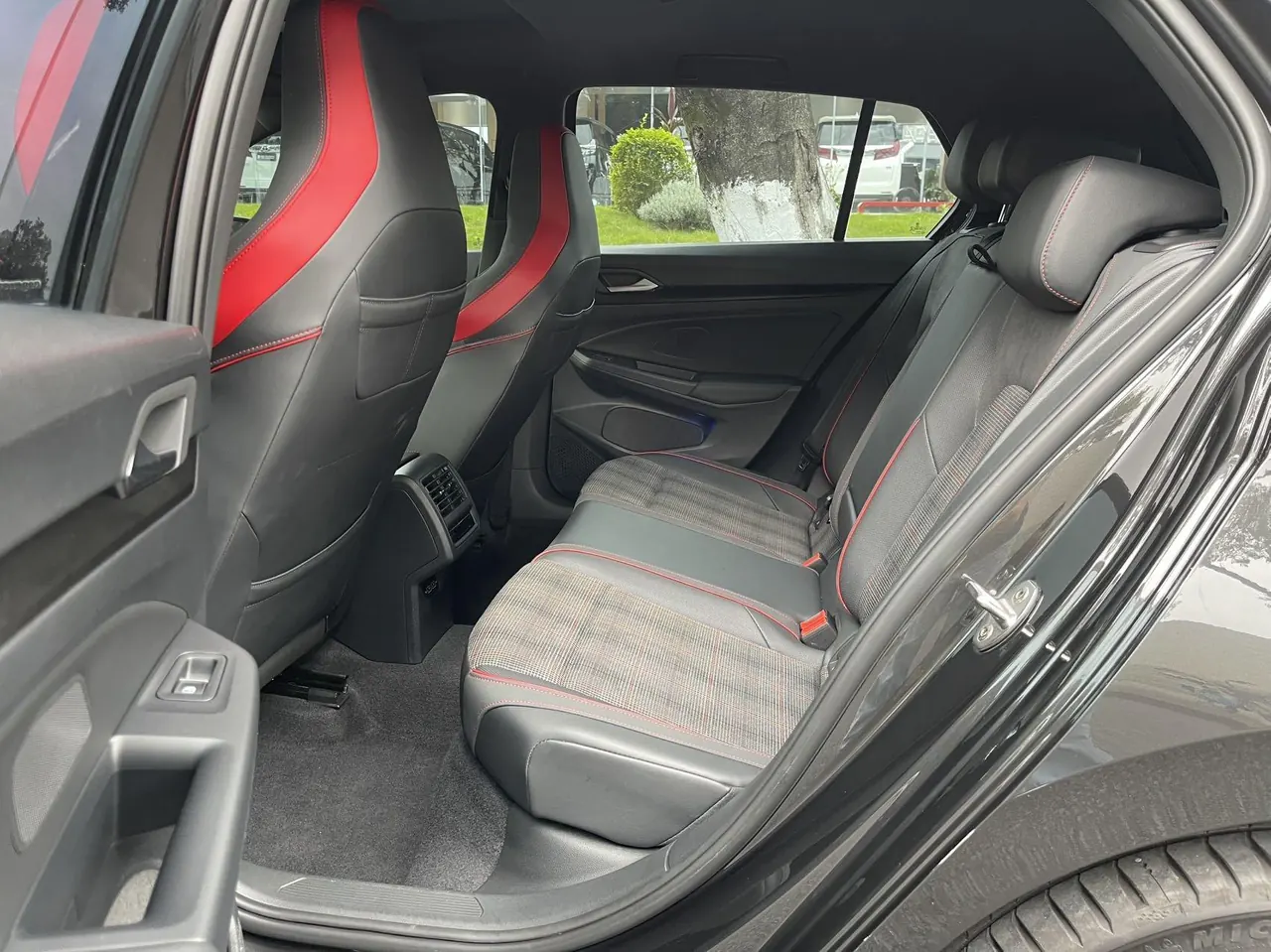 Volkswagen 2021 Golf GTI 2.0TSI Automatic 5