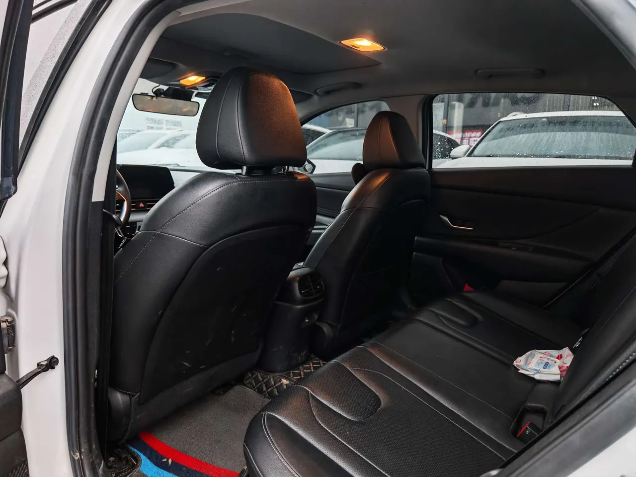 Hyundai 2021 Elantra -3-compartment 1.5 stepless LUX premium automatic gear 11