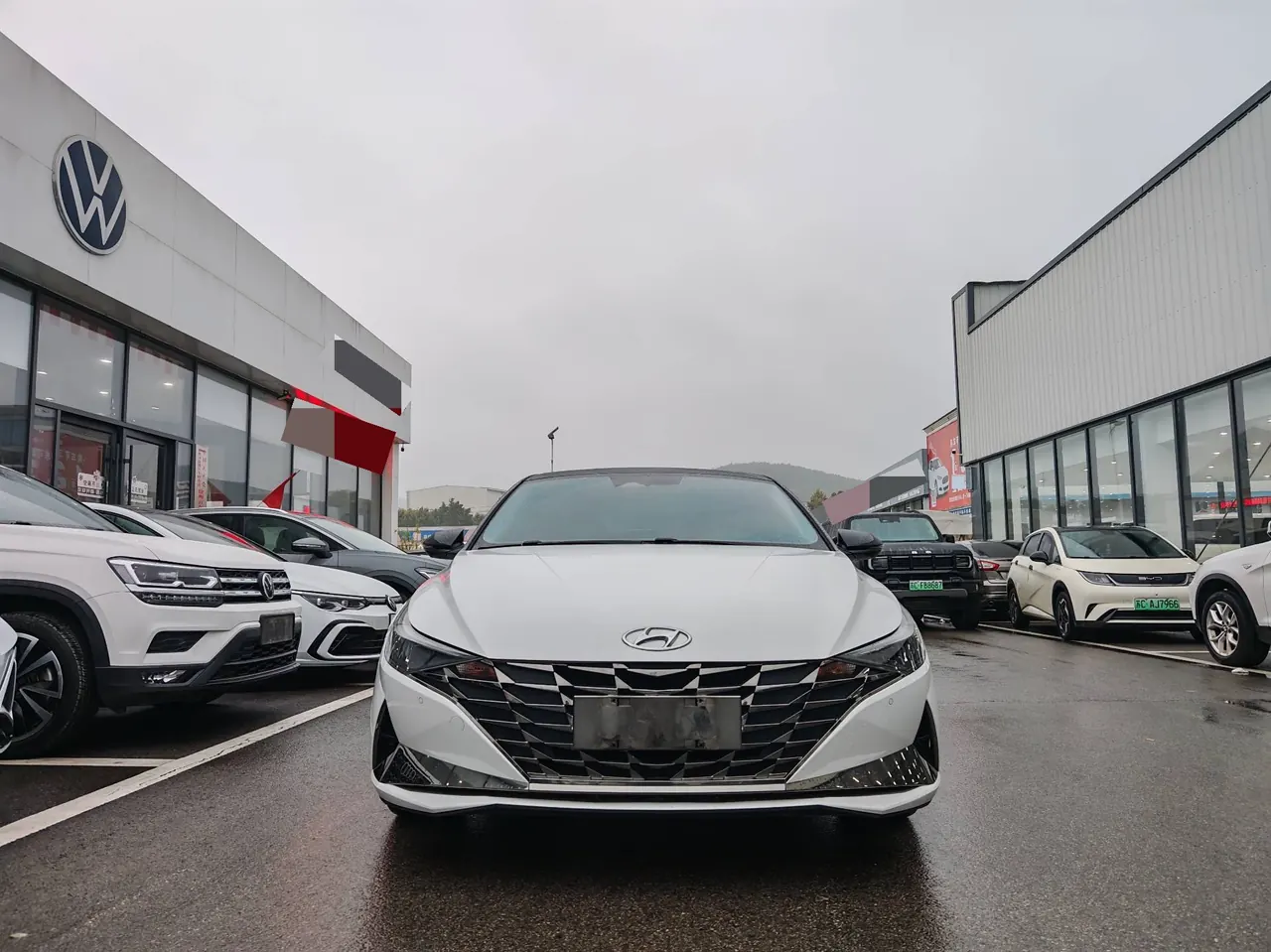 Hyundai 2021 Elantra -3-compartment 1.5 stepless LUX premium automatic gear 2