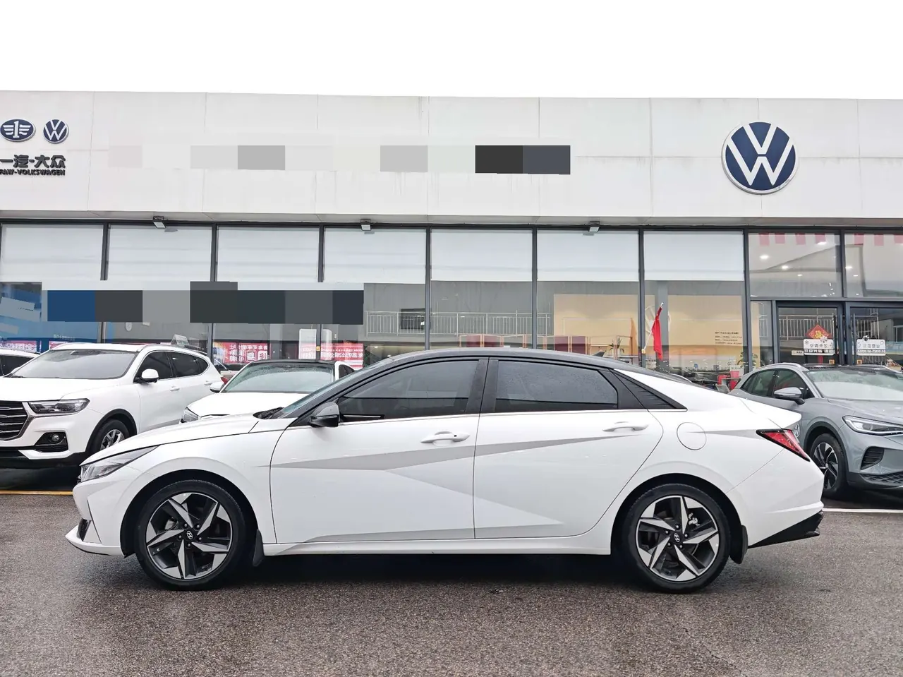 Hyundai 2021 Elantra -3-compartment 1.5 stepless LUX premium automatic gear 4