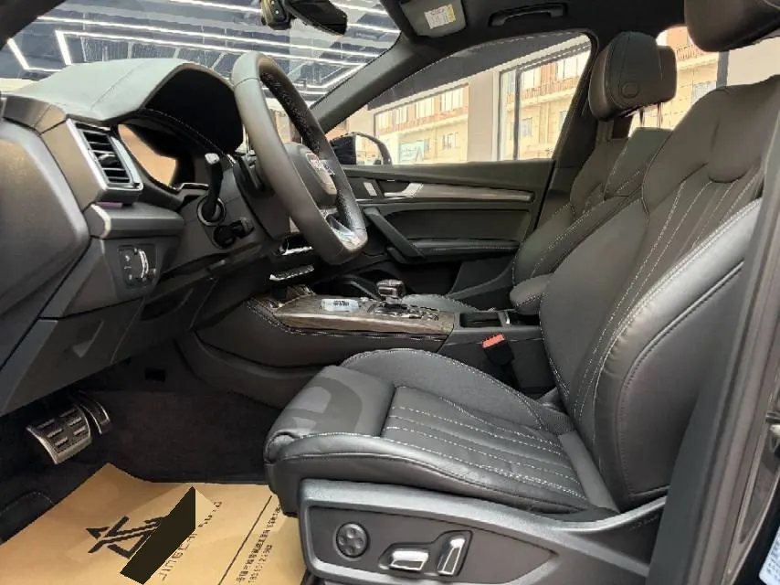 Audi 2024 Q5L 2.0TFSI 40TFSI luxury dynamic automatic 4