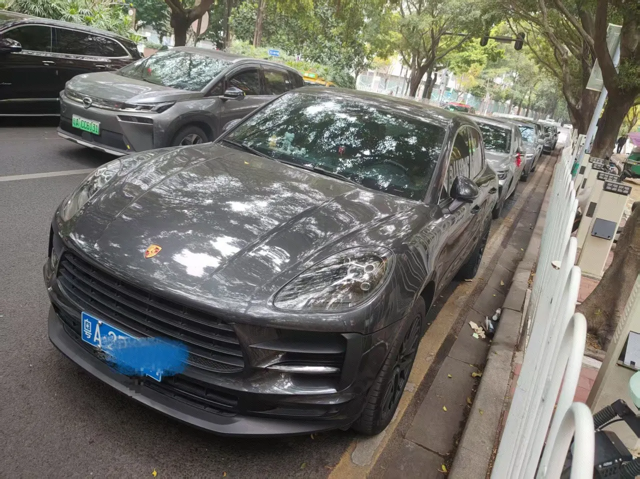 Porsche Macan (Imported) 2020 Macan 2.0T Automatic Gear - View 1