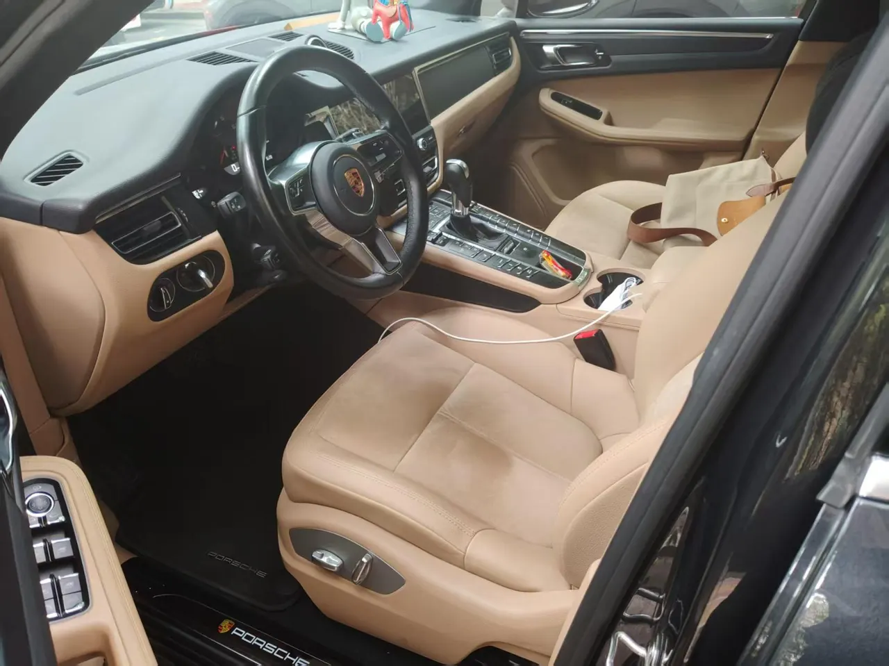 Porsche Macan (Imported) 2020 Macan 2.0T Automatic Gear 4