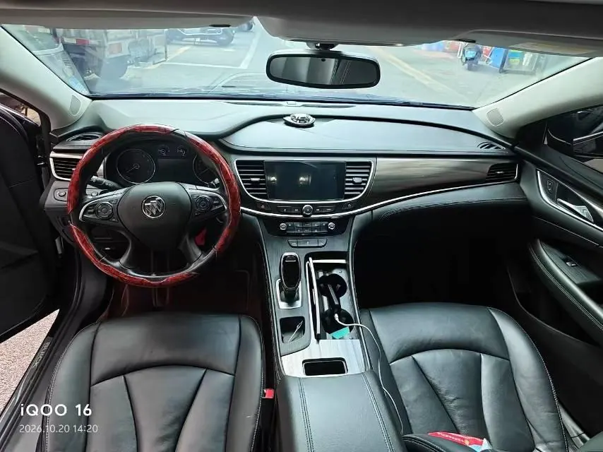 Buick 2022 LaCrosse 2.0T 652T Luxury Automatic 5