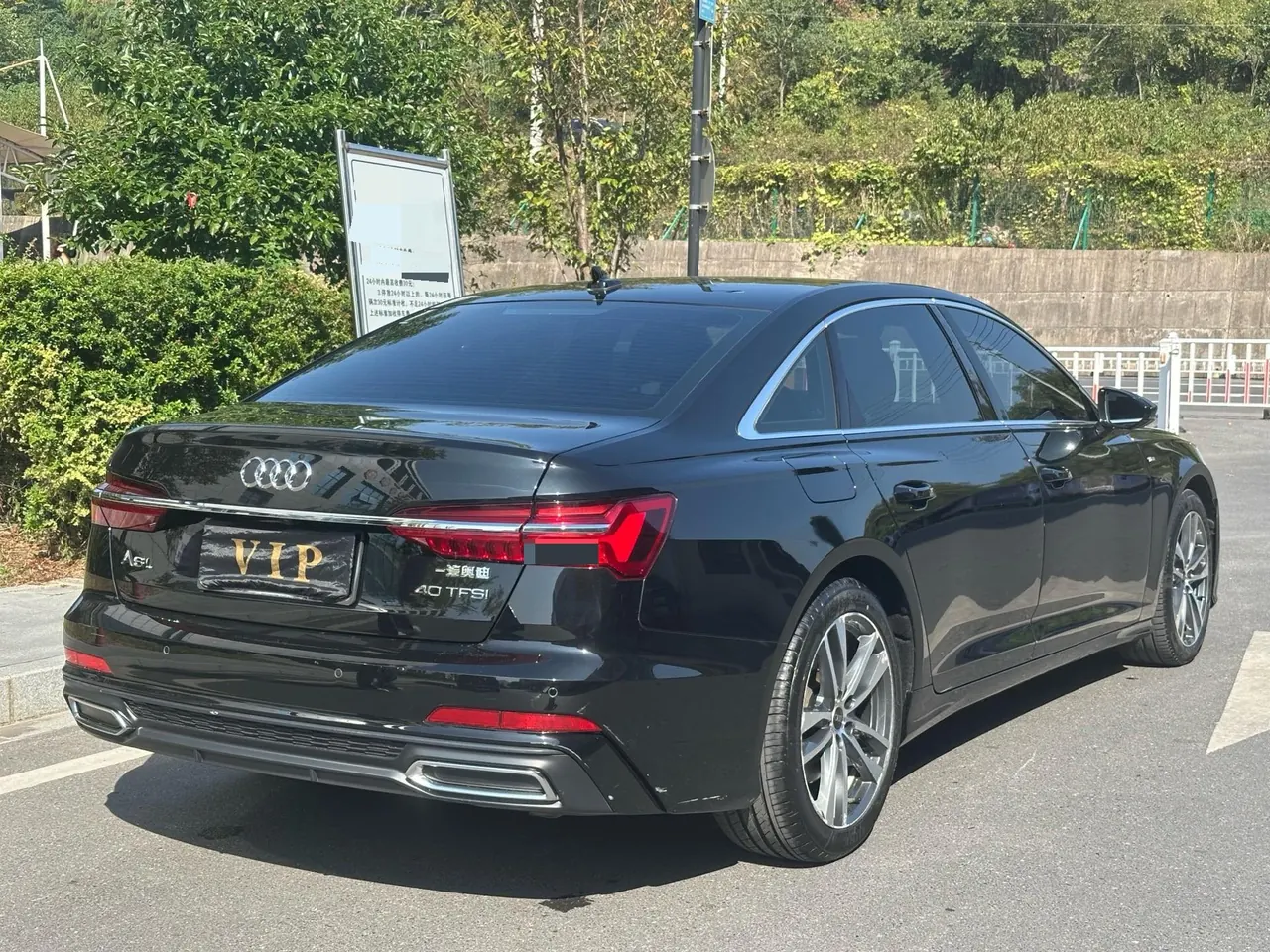 Audi 2022 A6L 2.0TFSI 40TFSI Deluxe Dynamic Automatic 9