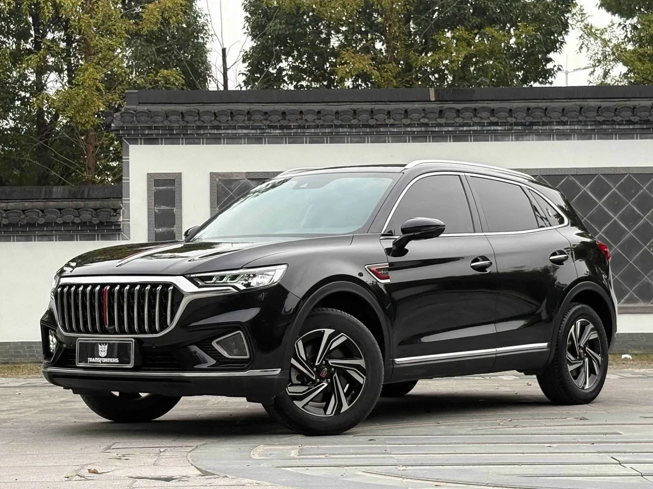 HongQi 2022 HS5 2.0T Zhilian Flag Edition Automatic Gear - View 1