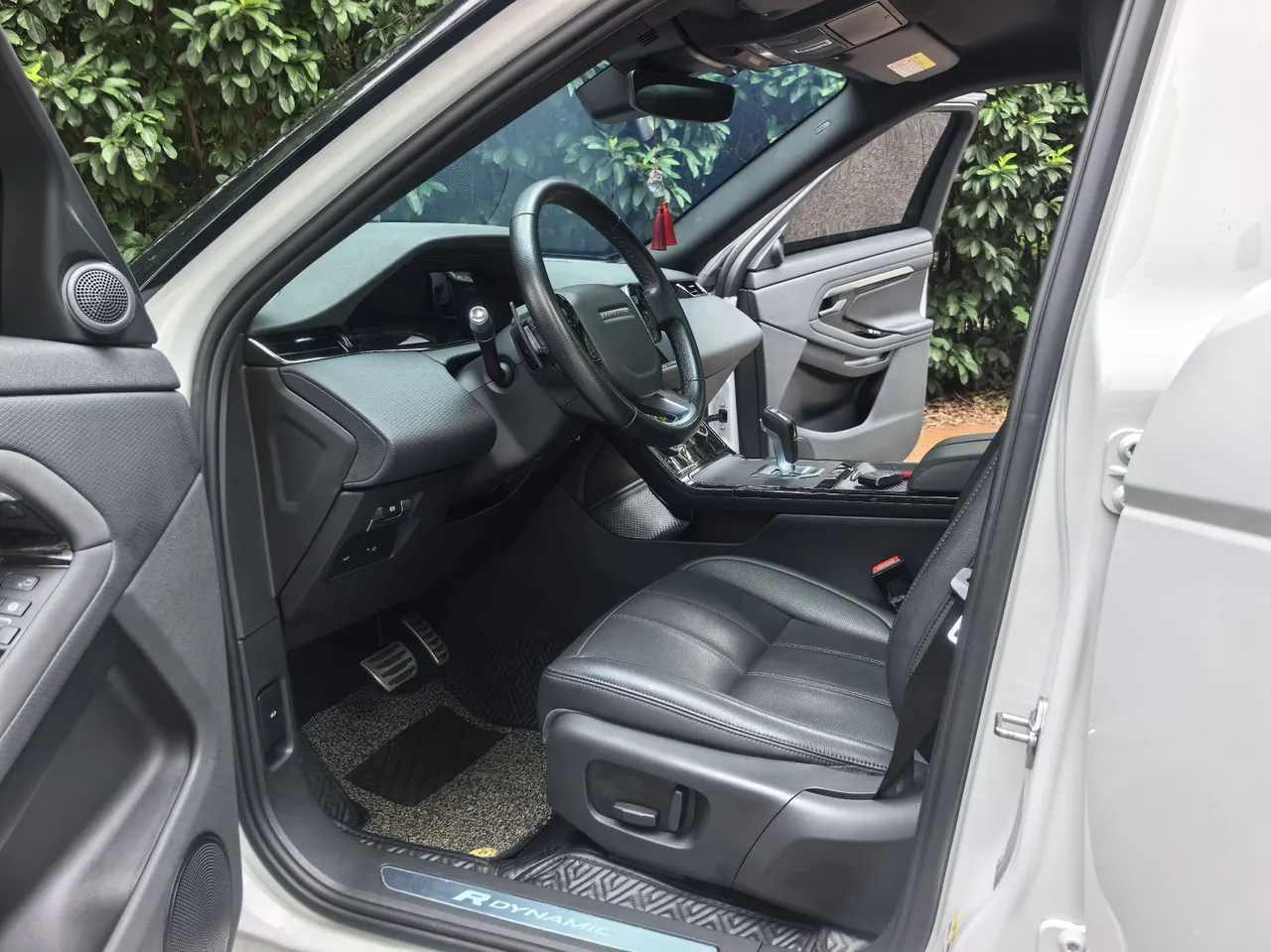 Land Rover 2020 Range Rover Evoque 48V 2.0T 249PS R-DYNAMIC S Sports Edition Automatic Gear 3