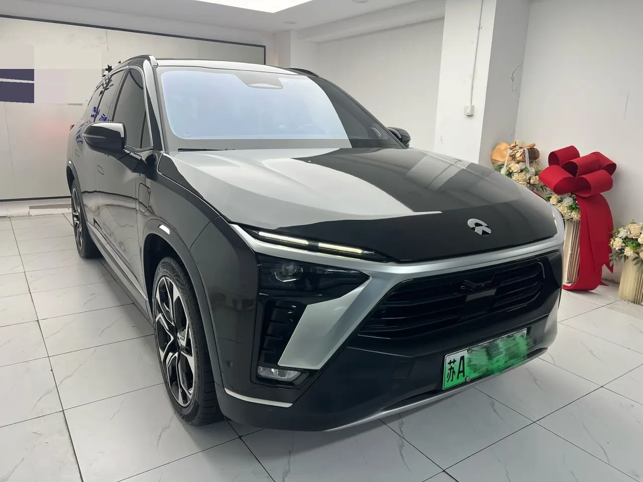 NIO 2022 ES8 Signature Edition, 100 kWh, 6 seats, automatic transmission 2
