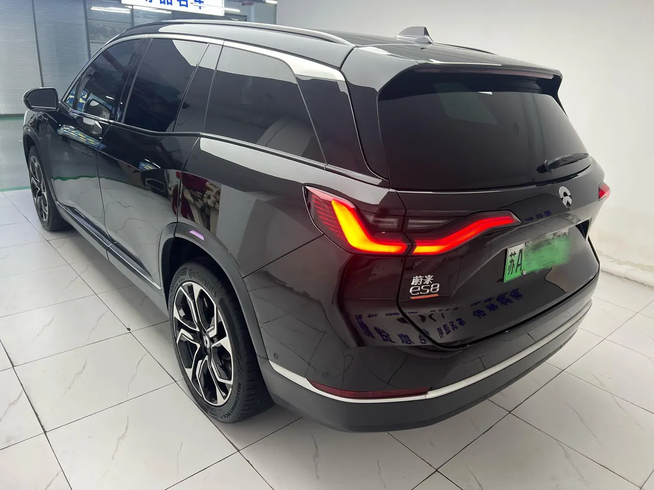 NIO 2022 ES8 Signature Edition, 100 kWh, 6 seats, automatic transmission 4