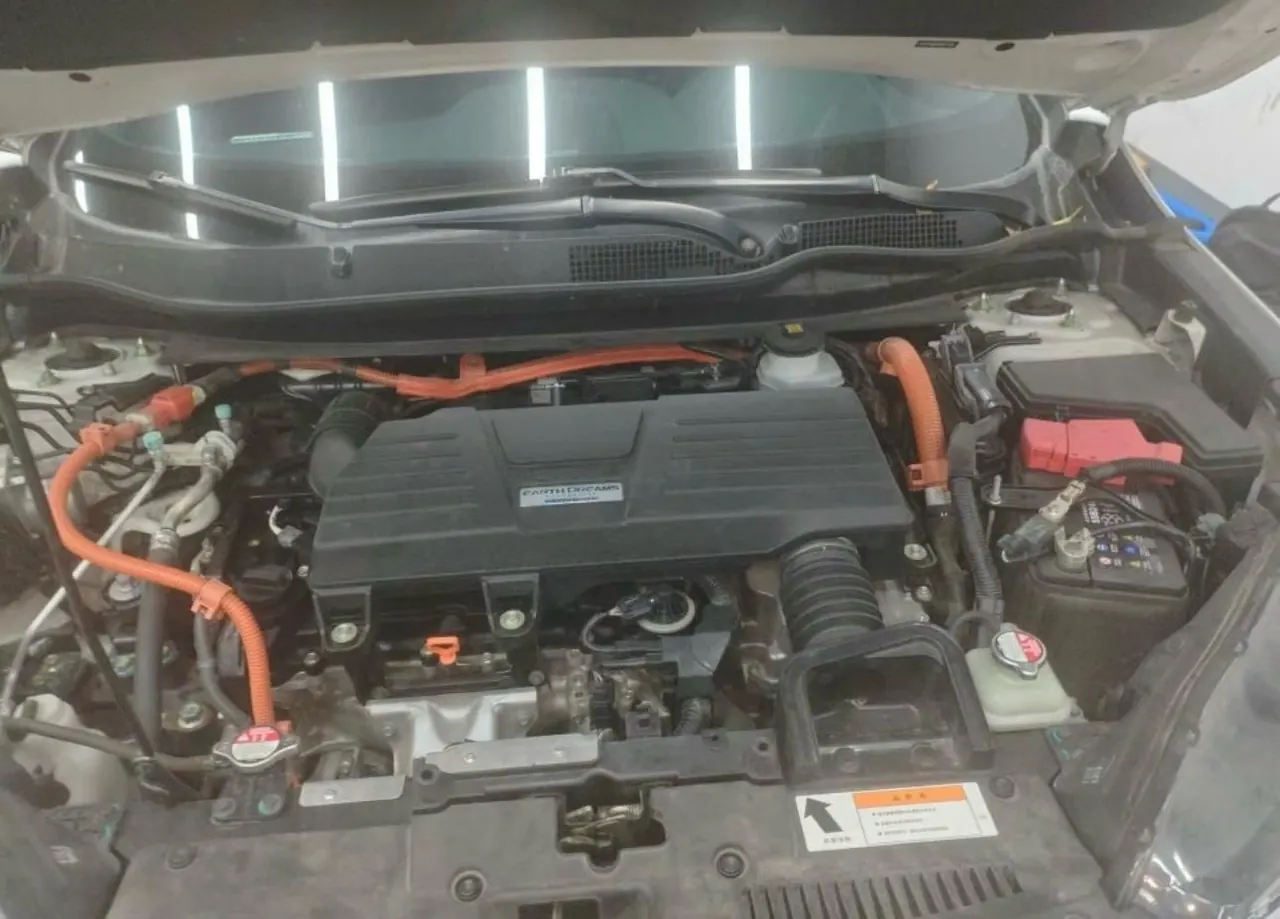 Honda 2021 CR-V hybrid 2.0 stepless two-wheel drive sharp and clean version automatic transmission 8