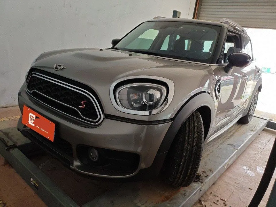 Open image lightbox: MINI Countryman (Imported) 2020 Cooper S Countryman 2.0T Automatic