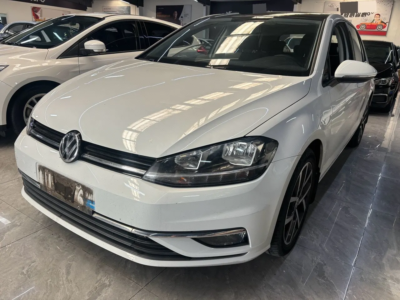 Volkswagen 2020 Golf 7 1.2TSI 200TSI Comfortable Aggressive Automatic - View 1