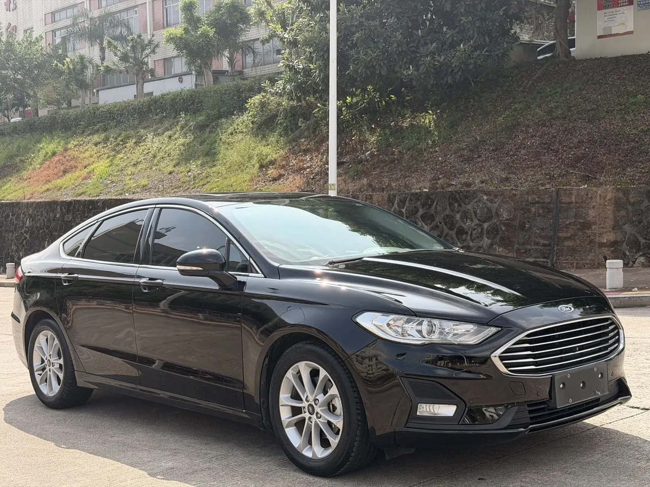 Ford 2020 Mondeo 1.5T EcoBoost 180 Fashion Automatic 3