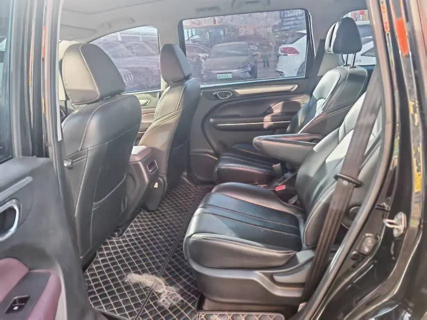 Chuanqi 2021 M6 1.5T 270T Premium Edition 7-seat Automatic Gear 5