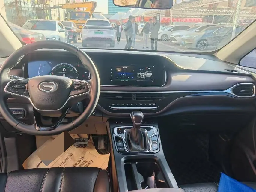 Chuanqi 2021 M6 1.5T 270T Premium Edition 7-seat Automatic Gear 6
