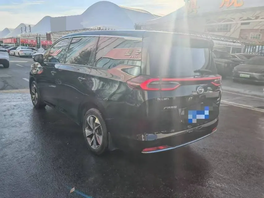 Chuanqi 2021 M6 1.5T 270T Premium Edition 7-seat Automatic Gear 7