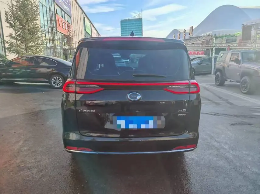 Chuanqi 2021 M6 1.5T 270T Premium Edition 7-seat Automatic Gear 8