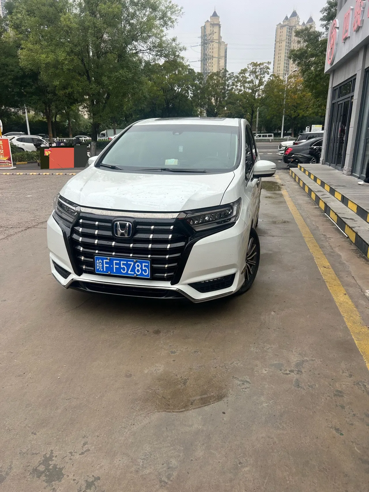 Honda 2022 Ailishen Hybrid 2.0 Stepless Deluxe First Edition Automatic Gear - View 1